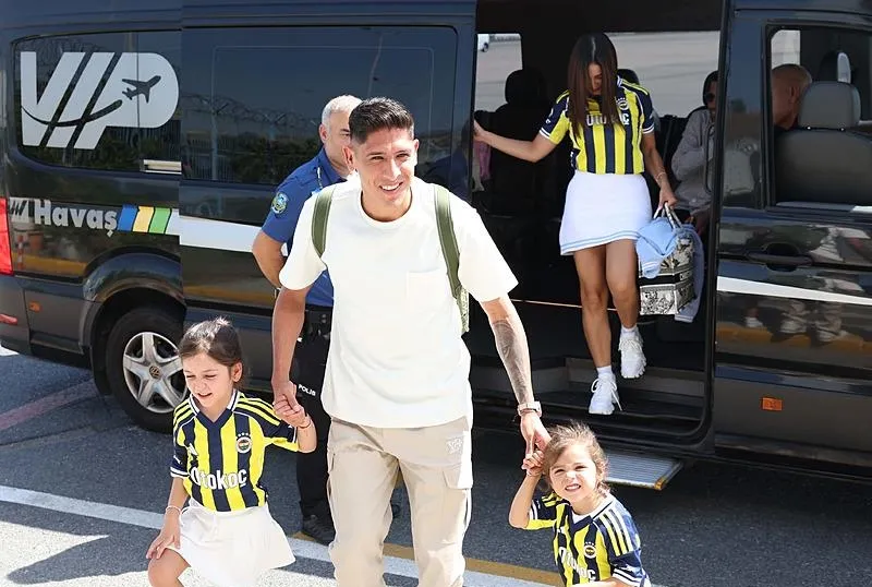 Fenerbahçe Edson Alvarez’i açıkladı!