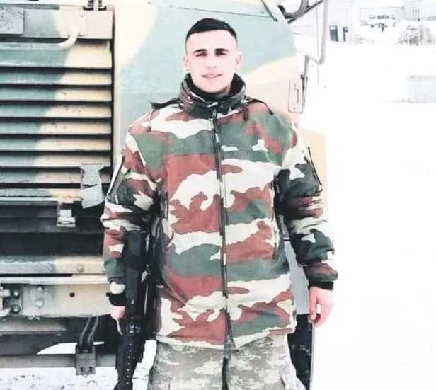 merak-etme-anne-usumuyorum-sehit-uzman-cavus-mustafa-yildizin-annesiyle-son-konusmasi-yurekleri-dagladi-1669506631533.jpeg "Merak etme anne üşümüyorum"! Şehit Uzman Çavuş Mustafa Yıldız’ın annesiyle son konuşması yürekleri dağladı-2