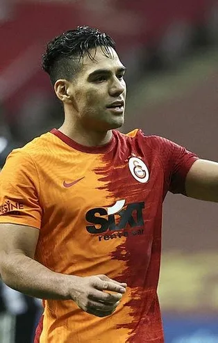 Radamel Falcao Galatasaray’ı sildi!