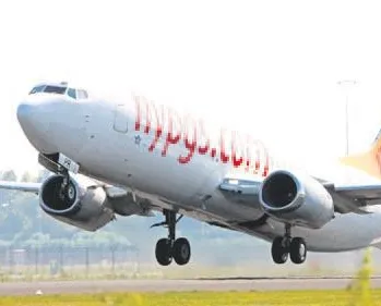 Pegasus uçağı faciadan döndü