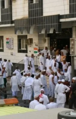 Mekke'de Türkler'in kaldığı otelde yangın!