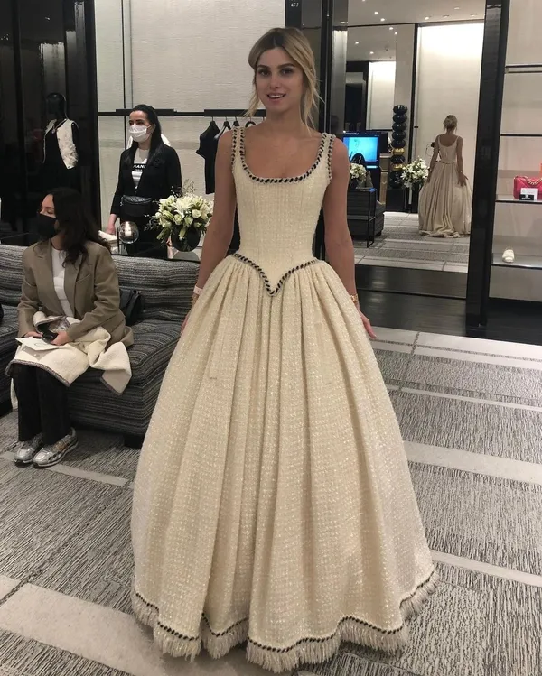 haci-sabancinin-biricik-esi-nazli-sabanci-ile-dua-lipa-pisti-oldu-1683237168277.jpg Hacı Sabancı'nın biricik eşi Nazlı Sabancı ile Dua Lipa pişti oldu!-1