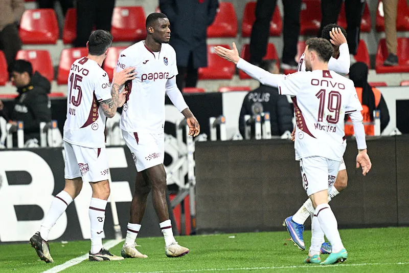 Spor yazarları Kayserispor - Trabzonspor maçını değerlendirdi! "Takımın  şah damarı" - 2