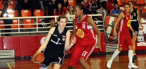 Dişi Kartal coştu!