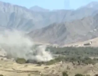 Fransız askerlerinin skandal görüntüsü!