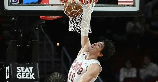 Cedi Osman 7 üçlük atışla kariyer rekoru kırdı! NBA'de Türk Kültürü Gecesi