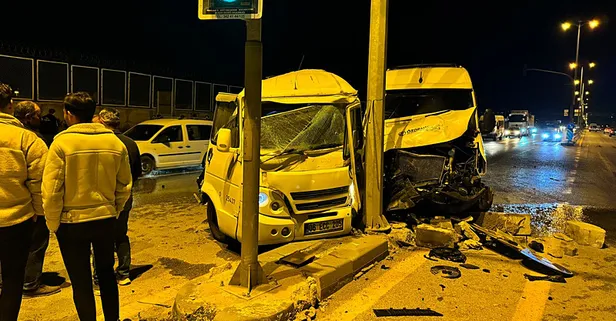 Ankara'da feci kaza! İki servis minibüsü birbirine girdi: Çok sayıda yaralı var