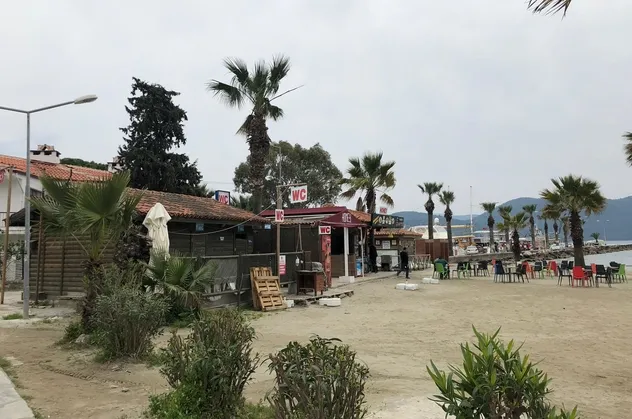 CHP'li Ula Belediyesi'nde bir çevre skandalı daha! Akyaka'da Mavi Bayrak tehlikede...