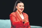 Yasemin Sakallıoğlu'ndan ‘Doğru koca nasıl seçilir?’ gösterisi!