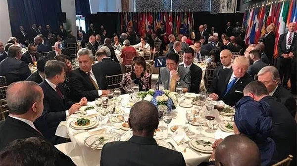 Cumhurbaşkanı Erdoğan ile Trump arasında samimi sohbet-1