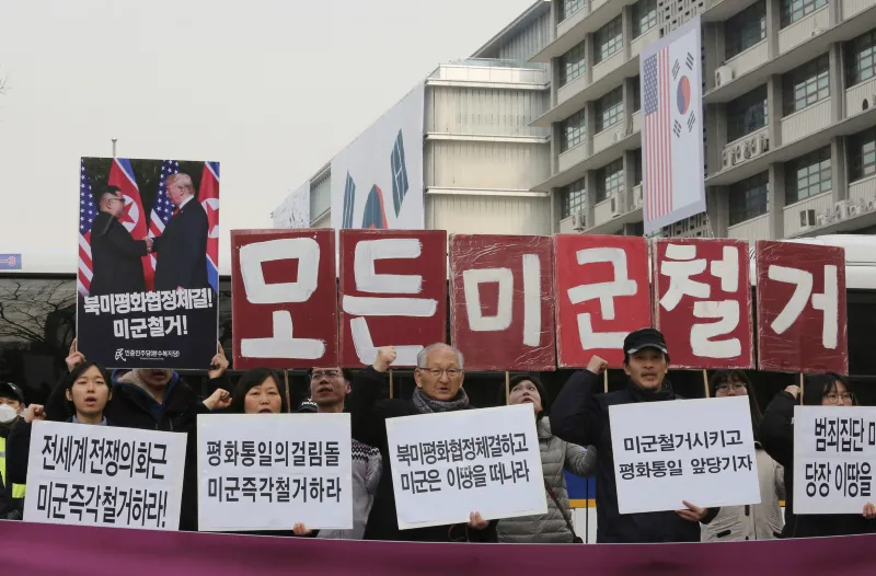 Trump-Kim zirvesinin 2. günü başladı - 16