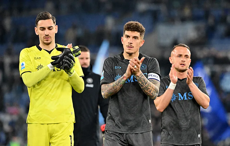 Fenerbahçe'nin kaybı sonrası Galatasaray'dan transferde çilek harekatı! - 13