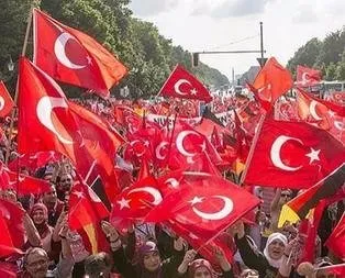 Almanya’da Türk kökenliler parti kuruyor