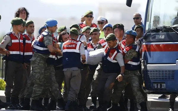 FETÖ'cü hainler jandarmaya da saldırdı-1