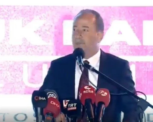 imamoglundan-kilicdarogluna-2023-yolunda-acik-rest-asil-sen-yolumdan-cekil-edasiyla-seslendi-bu-surecin-neferi-1659988385352.jpeg İmamoğlu'ndan Kılıçdaroğlu'na 2023 yolunda açık rest! "Asıl sen yolumdan çekil" edasıyla seslendi: Bu sürecin neferi ben olacağım-5