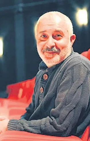 Ali Sürmeli hıçkırık tutunca hastaneye koştu