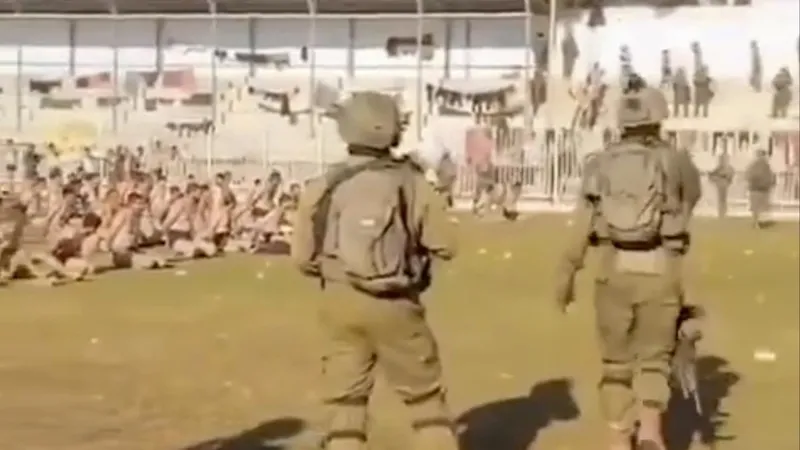 kan-donduran-detaylar-soykirimci-israilin-alikoydugu-filistinliler-yasadiklari-dehseti-anlatti-hayatimizda-bun-1706800713676.jpeg Kan donduran detaylar | Soykırımcı İsrail'in alıkoyduğu Filistinliler yaşadıkları dehşeti anlattı: Hayatımızda bundan daha kötü günler görmedik-4