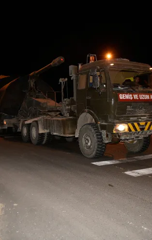 Suriye sınırına askeri sevkiyat