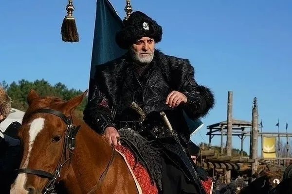 kurulus-osman-vezir-alemsah-kimdir-tarihte-var-mi-vezir-alemsah-nerede-ve-nasil-oldu-1643807956465.jpg Kuruluş Osman Vezir Alemşah kimdir, tarihte var mı? Vezir Alemşah nerede ve nasıl öldü?-4