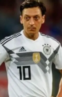 Almanya'da Mesut Özil şoku