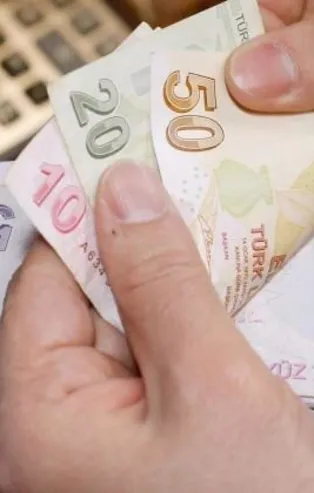 Emekliye 2 farklı zam