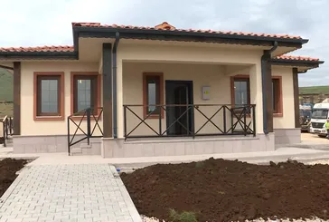 Gaziantep Nurdağı’nda çifte bayram! Depremde yıkılan ve yapımı tamamlanan konutlar bayramın ikinci günü teslim ediliyor