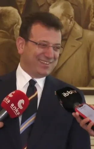 CHP'de 'şizofren' gerilimi! Canan Kaftancıoğlu'nun hakaretleriyle ilgili soruyu dinleyen İmamoğlu şekilden şekile girdi