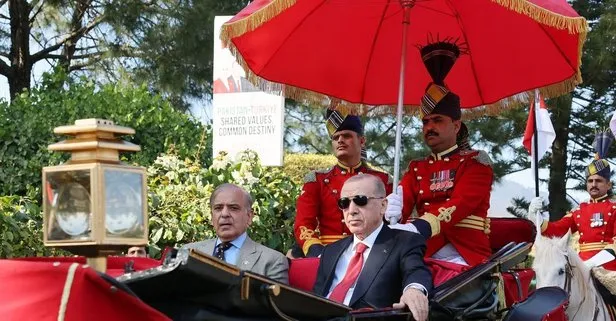 Başkan Erdoğan Pakistan’da! Resmi devlet yemeğinden ilk kareler