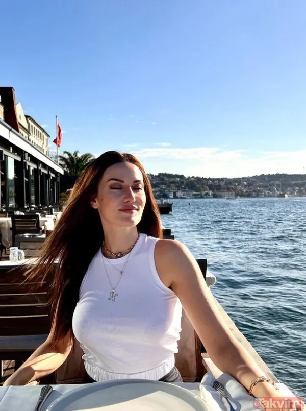 "Sabırla karısının fotoğraflarını çeken koca yürekli Burak" Fahriye Evcen ile Burak Özçivit'in İtalya çıkarması! Her paylaşımları ayrı olay - 12