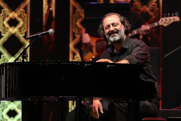 kuvayi-milliye-ruhuyla-yeniden-iste-ak-partinin-yeni-secim-sarkisi-soyle-1681216466908.jpg Kuvayi Milliye ruhuyla yeniden! İşte AK Parti'nin yeni seçim şarkısı: Söyle-4