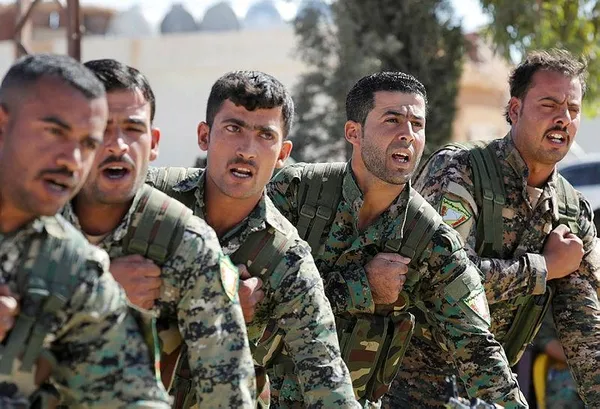 Türkiye sınırında çekildi! Skandal görüntüler-2