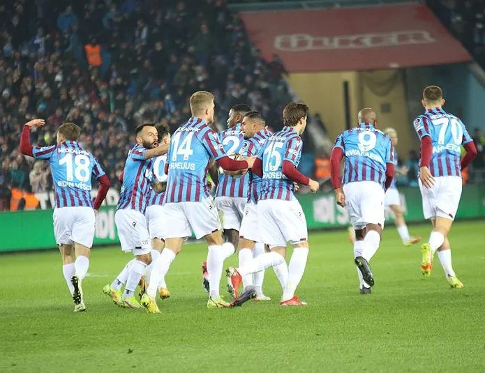 Trabzon’da fırtına koptu!