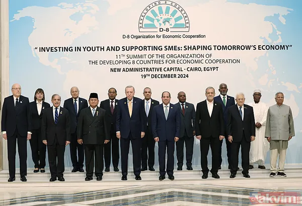 Kahire'de D-8 zirvesi! Sisi ve liderler Başkan Erdoğan'ı ayakta karşıladı - 4