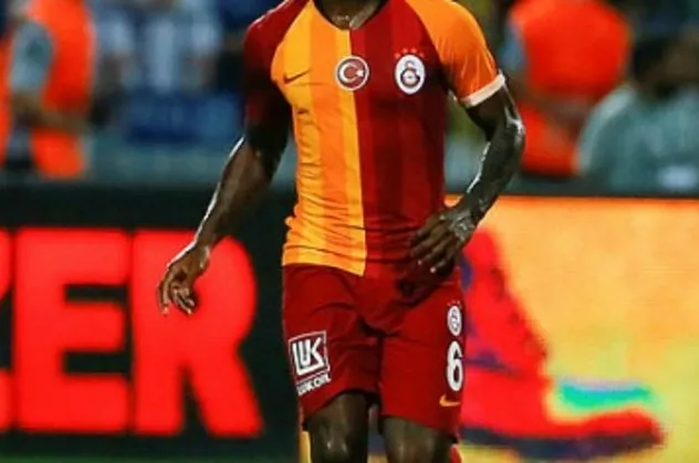 Son dakika olarak duyurdular! Galatasaray yıldız isim için masaya oturdu