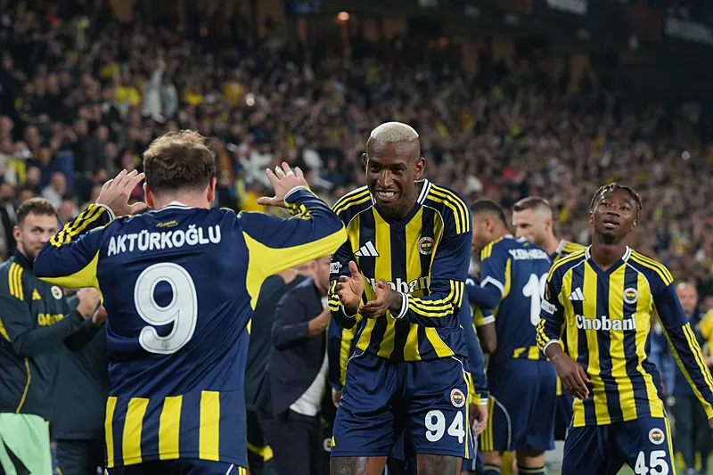 Spor yazarları Fenerbahçe - Nice maçını değerlendirdi! "Garip bir ikilem" - 9