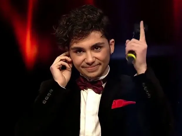 O Ses Türkiye'yle tanınmıştı şimdi konuşamıyor bile! Hadise'nin takımındaki Aziz Kiraz hastaneden böyle duyurdu-9