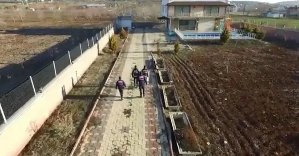 İzmir'de tefeci çetesine baskın: 3 gözaltı