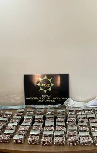 Tekirdağ'da binlerce ecza hap ele geçirildi