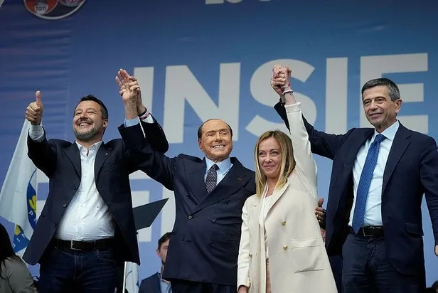 İtalya'da seçimlerden birinci çıkan Giorgia Meloni bir ilke imza atacak! İşte yeni dönemin şifreleri-12
