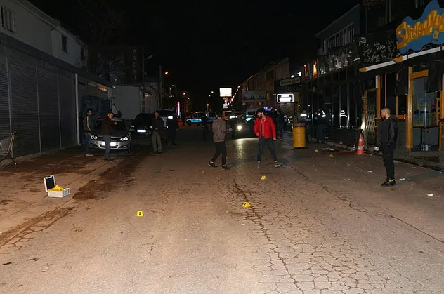 Isparta'da silahlı kavga: 1'i ağır 4 yaralı