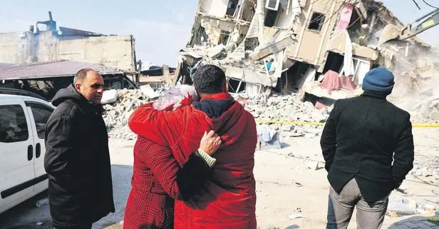 Asrın felaketinin ardından tüm Türkiye kenetlendi! Bölgeye yardımlar devam etti
