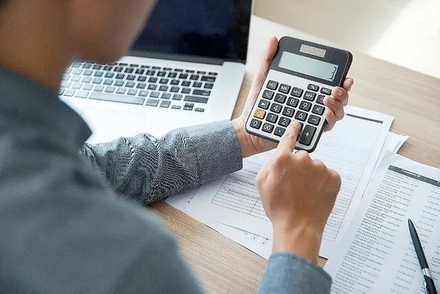 700-bin-isciye-en-az-12401-tl-ikramiye-kim-ne-kadar-alacak-iste-kurusuna-kurusuna-tablo-1673137339559.jpeg 700 bin işçiye en az 12.401 TL ikramiye! Kim ne kadar alacak? İşte kuruşuna kuruşuna tablo-2