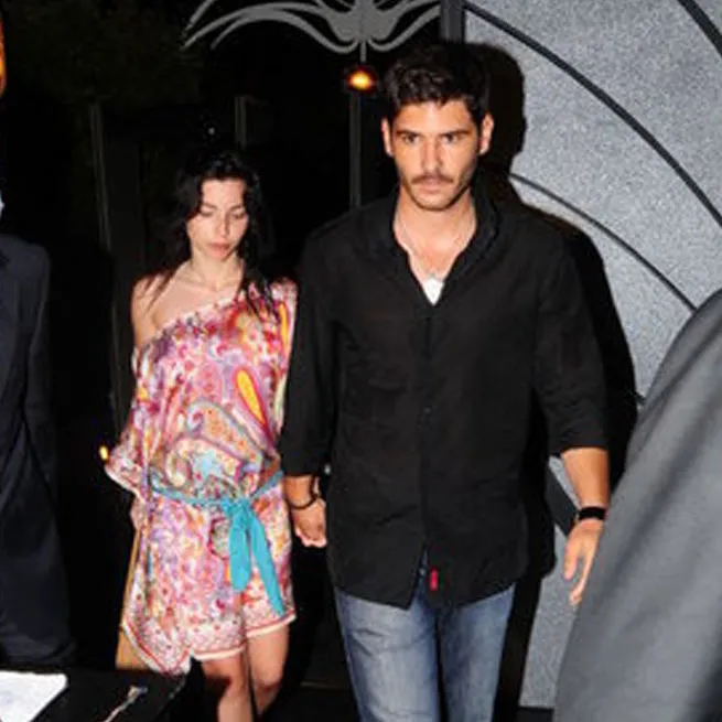 Can Borcu’nun Yekta’sı Tolga Güleç’in 8 yıl önce boşandığı eski eşi bakın hangi ünlü oyuncu çıktı! - 15