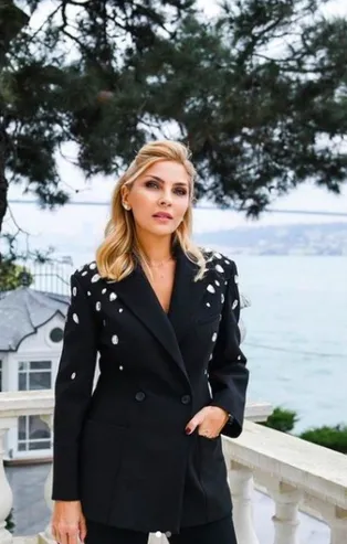 Yerli burjuva Arzu Sabancı'dan mülteci düşmanlığını körükleyen sözler!