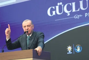 Başkan Erdoğan şehit dedesini hedef alan Özel'i topa tuttu! 'Sabıkalı geçmişleriyle hesaplaşmak yerine...'