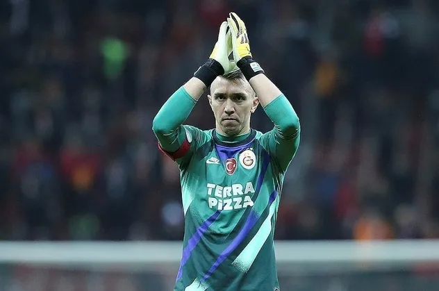Galatasaray’ın kalesi Muslera’sız yerle bir!