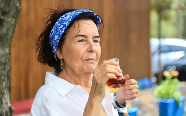 Fatma Girik beyin ameliyatı geçirdi-2