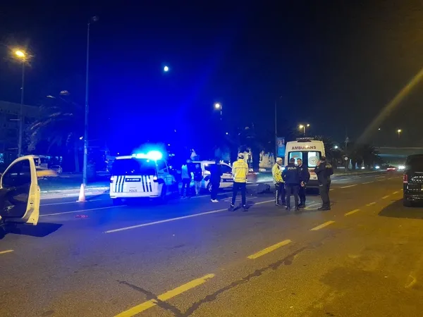 1682911100035.jpg Fatih'te otomobilin çarptığı yaya hayatını kaybetti! Sürücü durmadan kaçtı-3