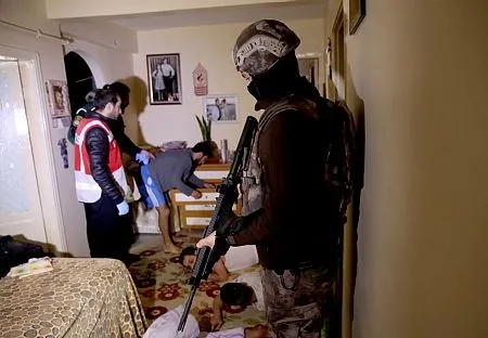 İstanbul'da uyuşturucu operasyonu-1