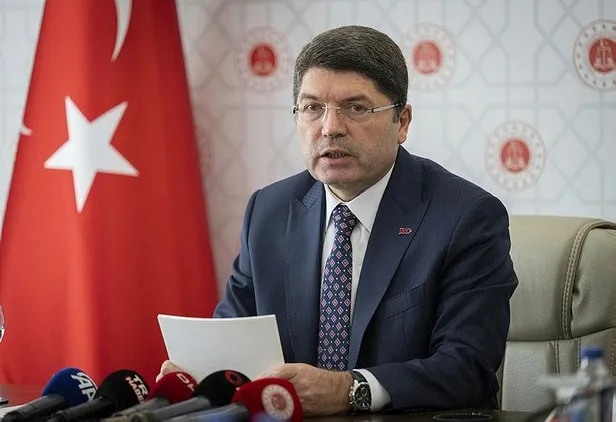 adalet-bakani-yilmaz-tunctan-yargitay-aym-mesaji-sorunun-cozumu-yeni-anayasa-1699694505981.jpeg Adalet Bakanı Yılmaz Tunç'tan "Yargıtay-AYM" mesajı: Sorunun çözümü yeni anayasa-2